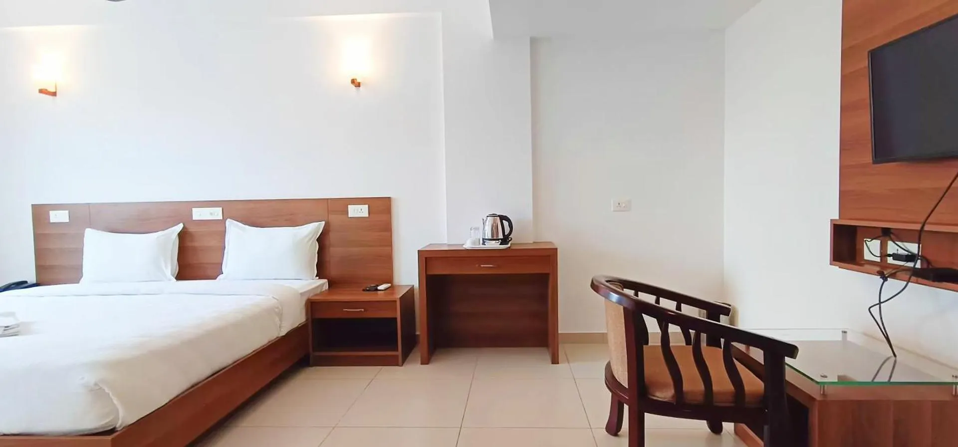 Отель Four Squares Inn, Technopark Phase 3 Тривандрум